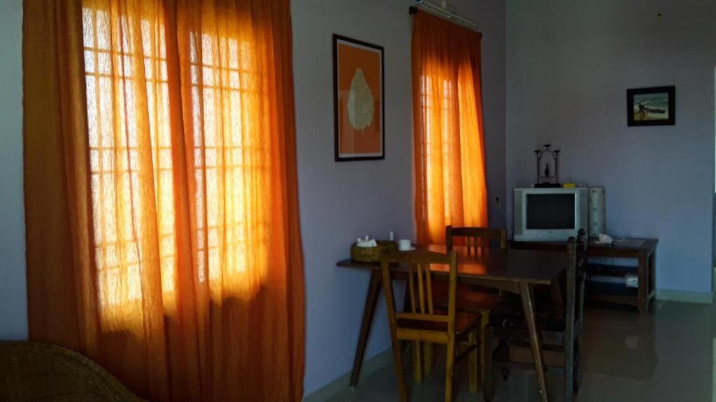 Valentine Hostel & Guest House Pondicherry Eksteriør bilde