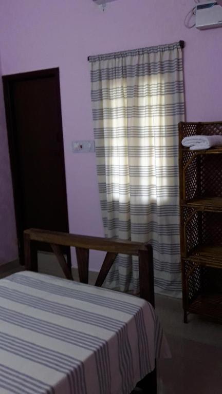 Valentine Hostel & Guest House Pondicherry Eksteriør bilde