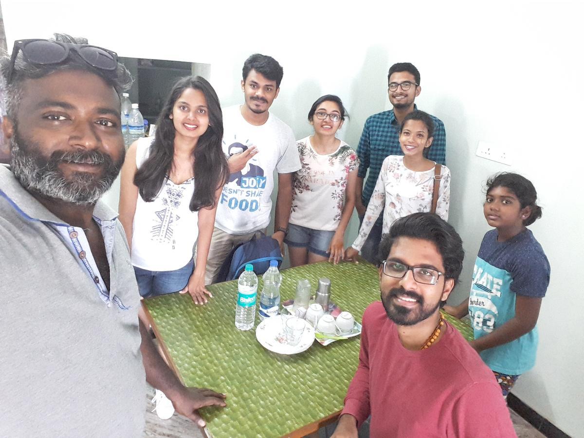 Valentine Hostel & Guest House Pondicherry Eksteriør bilde