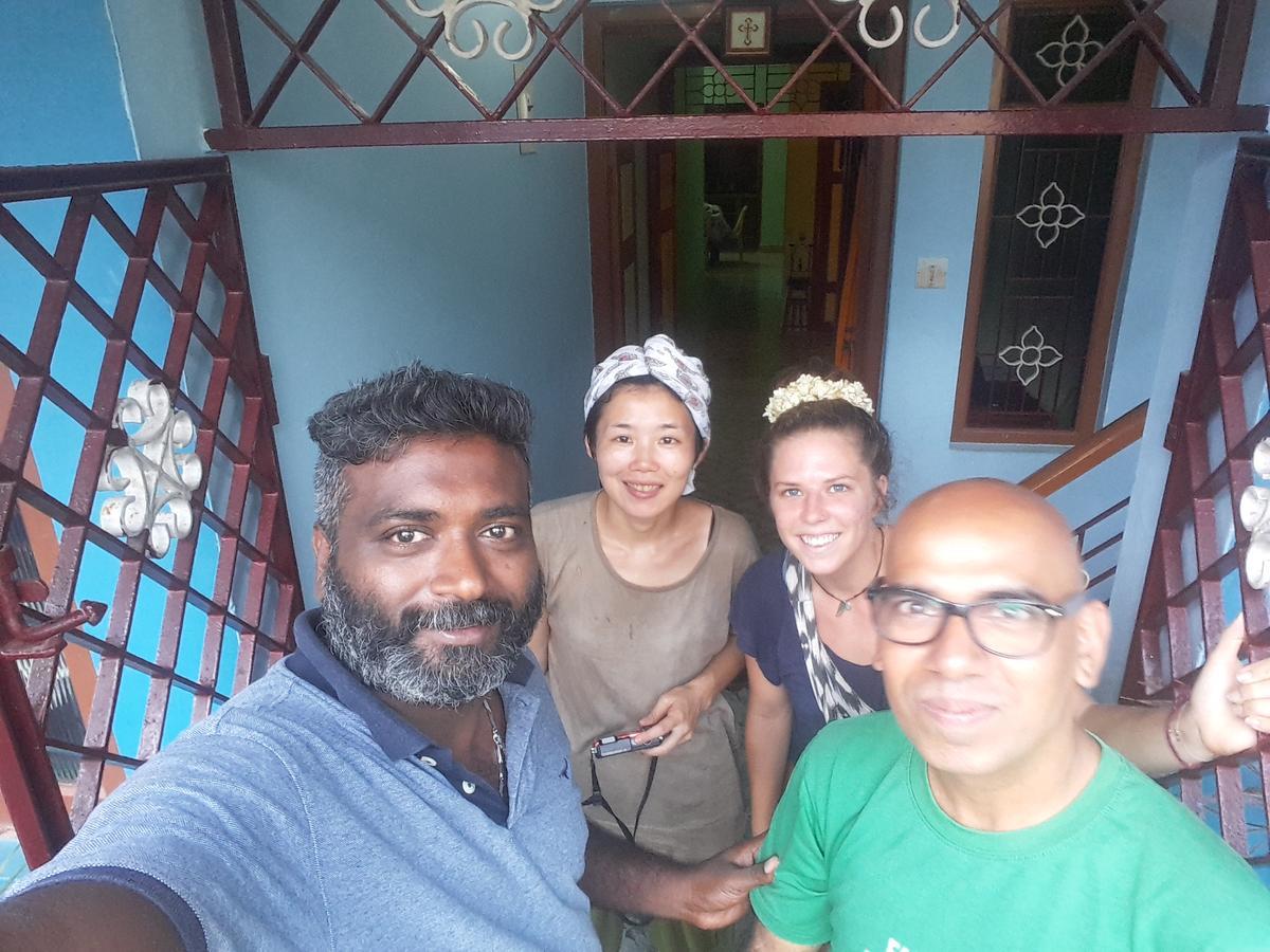 Valentine Hostel & Guest House Pondicherry Eksteriør bilde