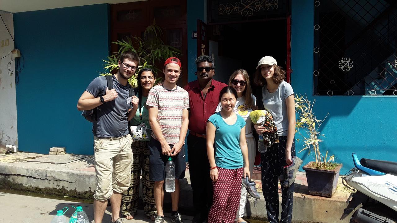 Valentine Hostel & Guest House Pondicherry Eksteriør bilde